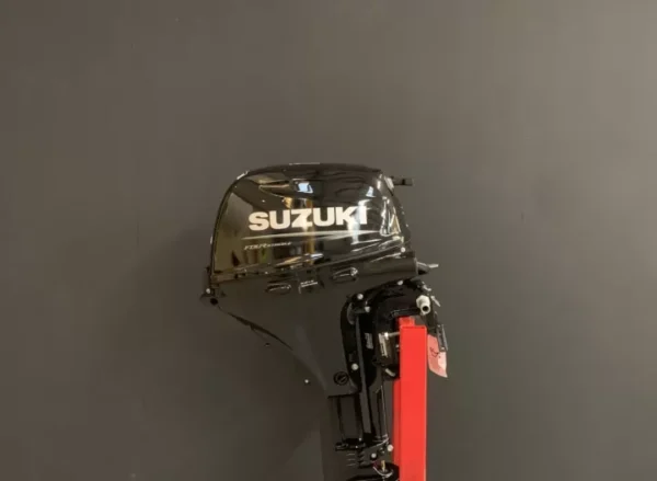 Suzuki 20 HP EFI ’22