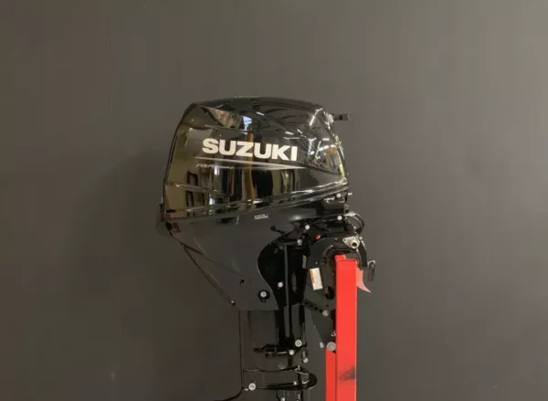 Suzuki 25 HP EFI