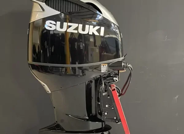 Suzuki 350 HP EFI