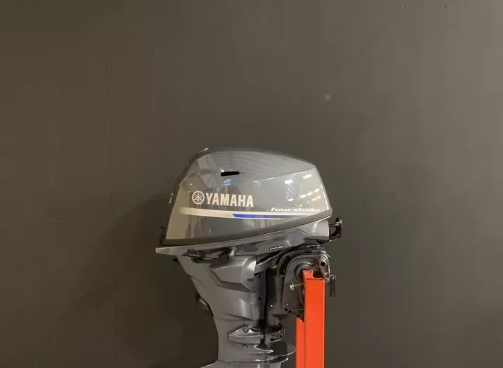 Yamaha F25G