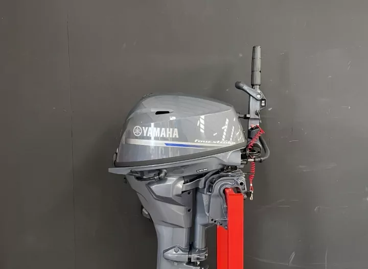 Yamaha 25 HP 4-stroke